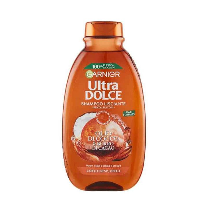 شامپو گارنیر Ultra Dolce روغن نارگیل و کره کاکائو است؛ مدل Smoothing / Lisciante که برای موهای وز، خشک و سرکش طراحی شده.